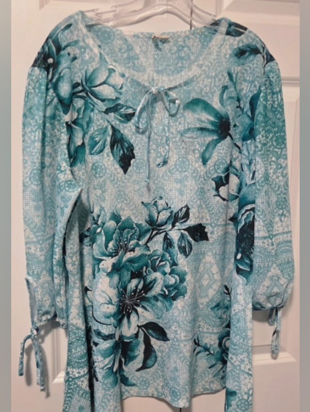 Est. 1946. ladies 3/4 sleeve blouse size 18/20W